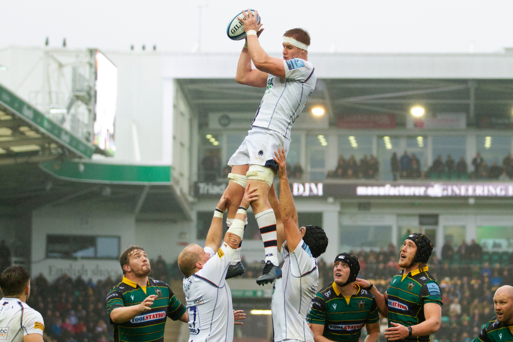 rugby players at a line out